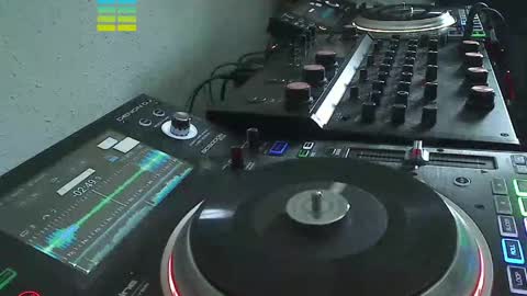 GearPorn online show from April 12, 6:57 pm