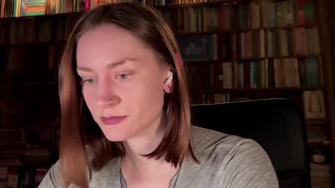 Rie online show from April 22, 6:09 pm