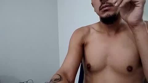 Snapshot of rev82592 chatting on October 25, 4:42 am justforfun794 online show from October 25, 4:42 am