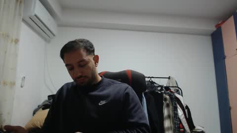 Chris online show from February 14, 9:44 pm