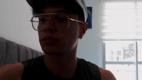 Snapshot of rexbunnybody chatting on April 28, 4:45 pm Rex online show from April 28, 4:45 pm