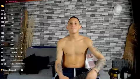 Snapshot of rey_masterhot chatting on October 2, 1:12 am reymasterhot online show from October 2, 1:12 am