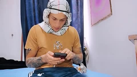 Snapshot of rey_masterhot chatting on November 8, 7:34 pm reymasterhot online show from November 8, 7:34 pm