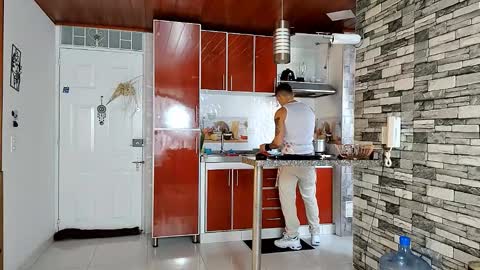 Snapshot of rey_masterhot chatting on December 4, 8:28 pm reymasterhot online show from December 4, 8:28 pm