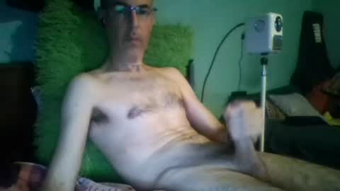 Snapshot of reyes_albert2006 chatting on July 20, 12:51 pm reyes_albert2006 online show from July 20, 12:51 pm