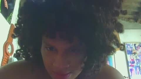 Snapshot of reylunaxxx chatting on October 1, 4:02 pm REYHOT online show from October 1, 4:02 pm