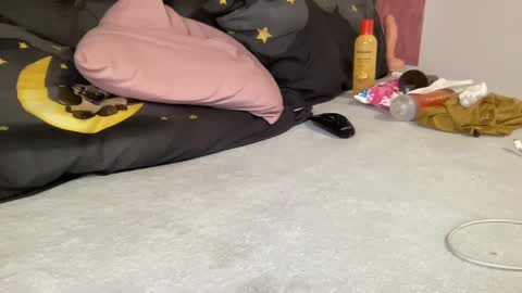 Snapshot of reyna77 chatting on December 3, 6:26 am reyna77 online show from December 3, 6:26 am