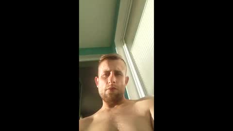 Snapshot of reyver94 chatting on May 23, 5:17 pm reyver94 online show from May 23, 5:17 pm