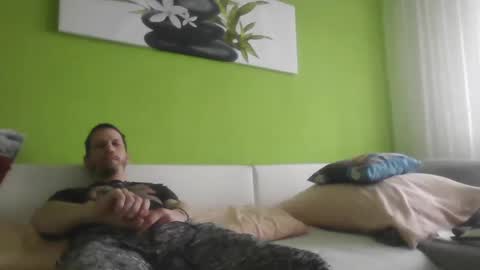 Snapshot of rezik34cz chatting on January 22, 9:46 am rezik34cz online show from January 22, 9:46 am