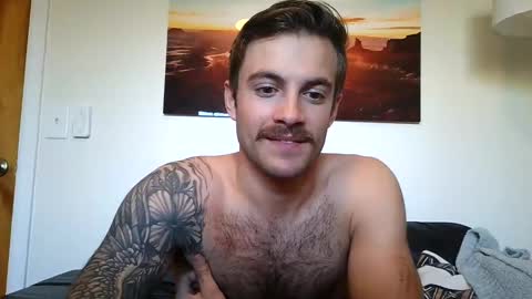 Snapshot of rguy114 chatting on November 16, 2:33 pm Ryan online show from November 16, 2:33 pm