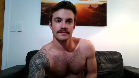 Snapshot of rguy114 chatting on November 21, 12:54 am Ryan online show from November 21, 12:54 am