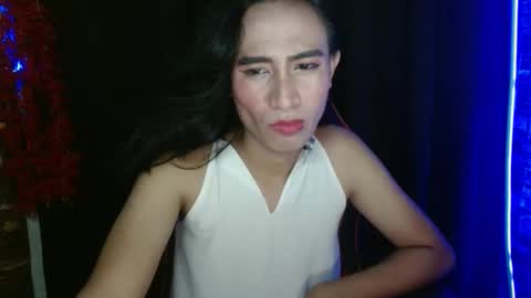 rhianesassy online show from January 4, 11:22 am