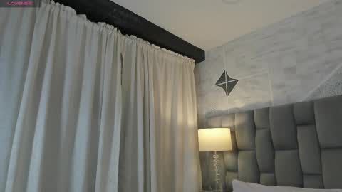 Riana online show from February 19, 2:23 am