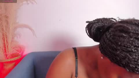 Riana online show from April 14, 5:46 am