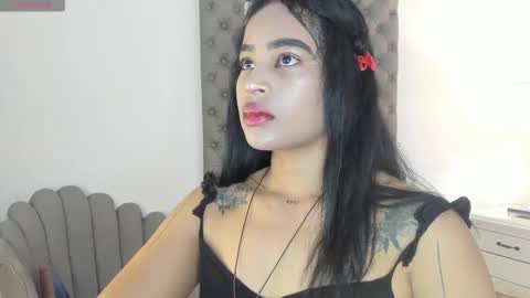 Snapshot of riby_ chatting on December 4, 7:11 pm riby online show from December 4, 7:11 pm