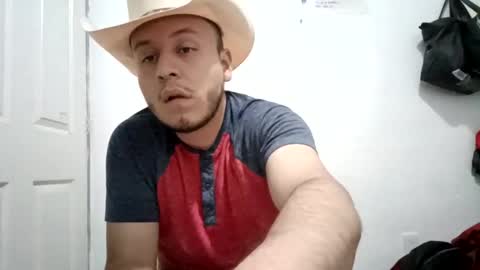 ricardogarcia21 online show from January 5, 8:22 am