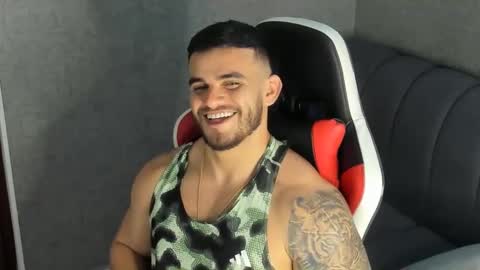 Snapshot of ricardogonzalez666 chatting on December 31, 1:47 am ricardogonzalez666 online show from December 31, 1:47 am