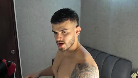 Snapshot of ricardogonzalez666 chatting on January 15, 4:04 am ricardogonzalez666 online show from January 15, 4:04 am