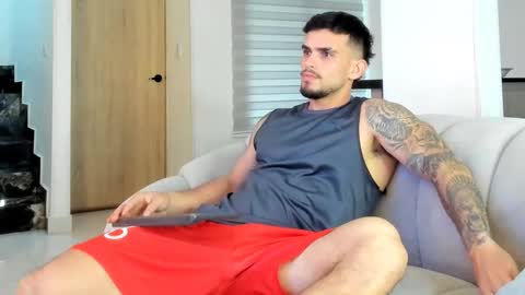 Snapshot of ricardogonzalez666 chatting on April 18, 8:53 pm ricardogonzalez666 online show from April 18, 8:53 pm