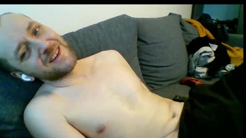 ricciardio online show from February 15, 7:51 am