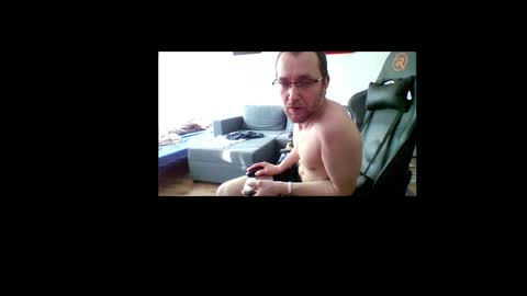 ricciardio online show from April 6, 6:25 am