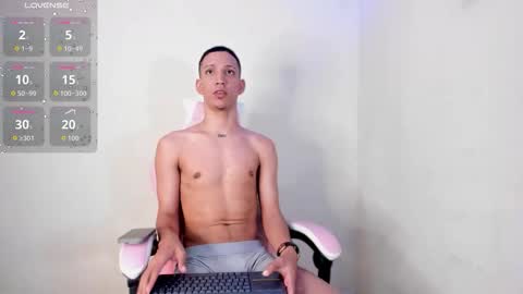 Snapshot of rich4rd27_ chatting on September 11, 3:50 am Rich4rd27 online show from September 11, 3:50 am