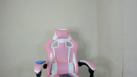 Snapshot of rich4rd27_ chatting on September 30, 5:34 am Rich4rd27 online show from September 30, 5:34 am