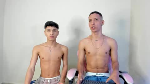 Snapshot of rich4rd27_ chatting on October 1, 3:34 am Rich4rd27 online show from October 1, 3:34 am