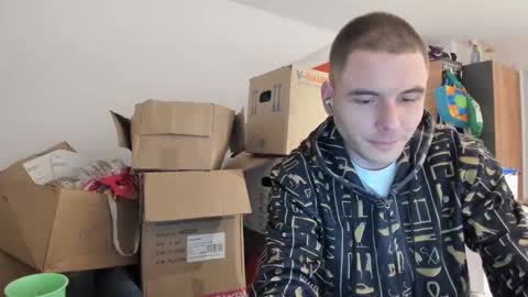 Snapshot of rich_richard567 chatting on March 6, 3:13 am rich_richard567 online show from March 6, 3:13 am