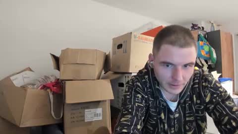 Snapshot of rich_richard567 chatting on March 6, 6:19 am rich_richard567 online show from March 6, 6:19 am