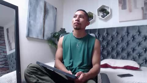 richar_voller online show from March 26, 11:27 am