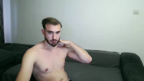 Snapshot of richard111223 chatting on November 25, 1:22 pm richard111223 online show from November 25, 1:22 pm