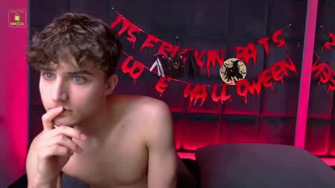 Snapshot of richard_steele_hot chatting on October 28, 3:36 pm Richard online show from October 28, 3:36 pm