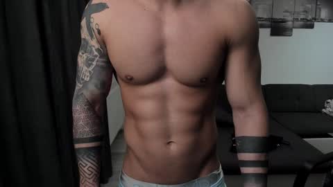 RichardDarell online show from January 15, 8:51 am