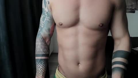 RichardDarell online show from April 4, 6:22 am