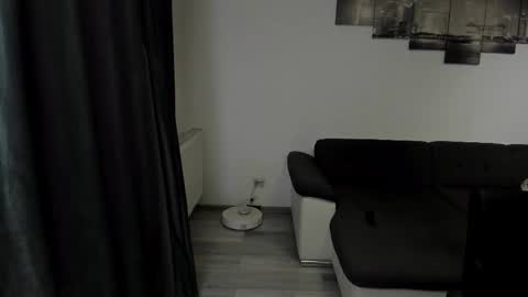 RichardDarell online show from April 17, 5:32 am