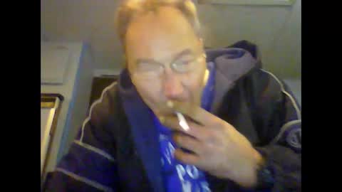 Snapshot of richbase chatting on January 15, 8:51 am Richbase online show from January 15, 8:51 am