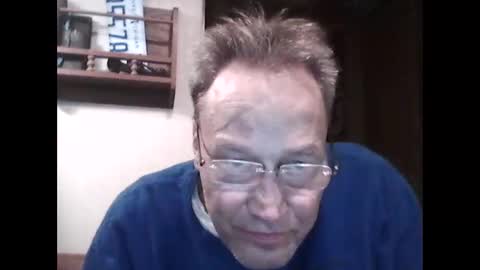 Snapshot of richbase chatting on January 18, 3:31 am Richbase online show from January 18, 3:31 am