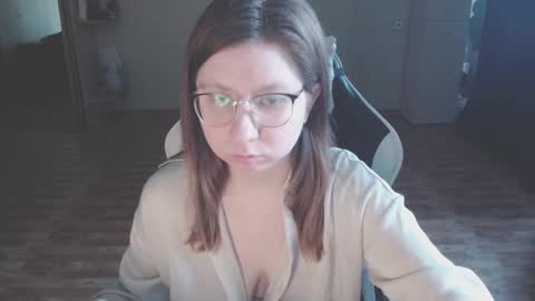 Emily online show from February 25, 8:58 am