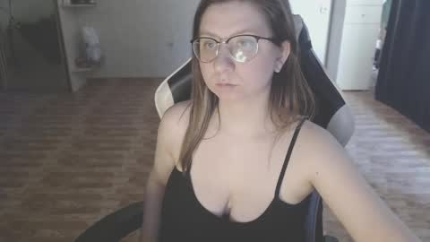 Emily online show from February 28, 2:42 am