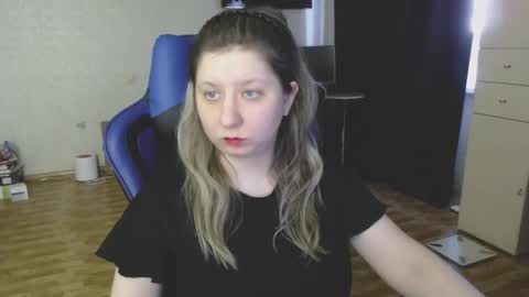Emily online show from October 17, 7:00 am