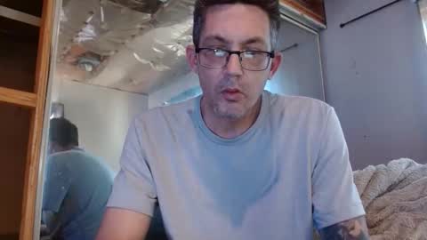 Snapshot of richi3richny chatting on May 4, 9:22 pm Richie online show from May 4, 9:22 pm