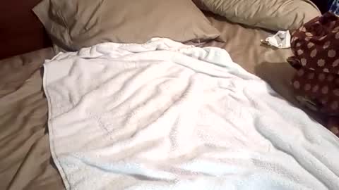 richiej04 online show from February 22, 1:51 am