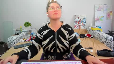 Anna - not anna - right Anna  online show from February 14, 9:28 am