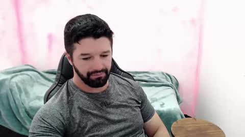 Snapshot of richrolland chatting on February 4, 12:29 am Rickseduction online show from February 4, 12:29 am