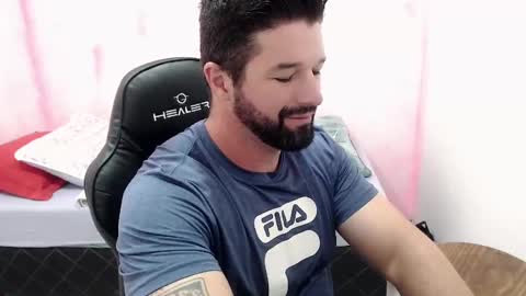 Snapshot of richrolland chatting on February 5, 11:17 pm Rickseduction online show from February 5, 11:17 pm