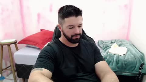 Snapshot of richrolland chatting on February 12, 8:50 pm Rickseduction online show from February 12, 8:50 pm