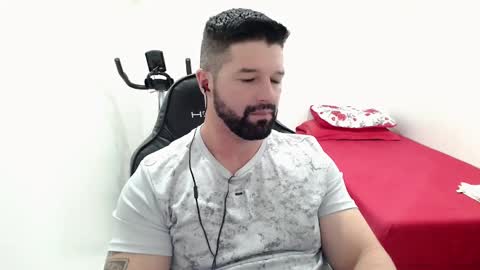 Snapshot of richrolland chatting on March 5, 11:16 pm Rickseduction online show from March 5, 11:16 pm