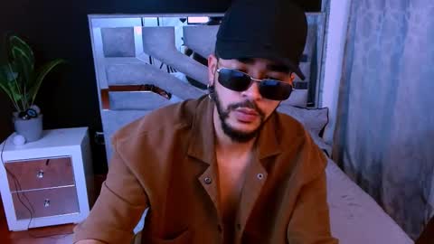 ricki__ online show from March 5, 2:51 am