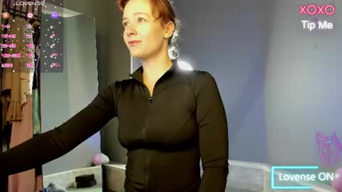Snapshot of ricki_bloom chatting on June 20, 1:19 am Ricki online show from June 20, 1:19 am